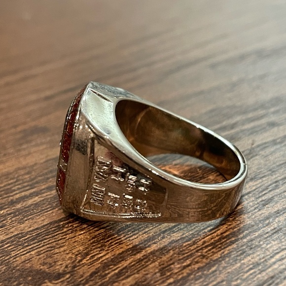 Anaheim Ducks Molson Stanley Cup Rings - Picture 2 of 4